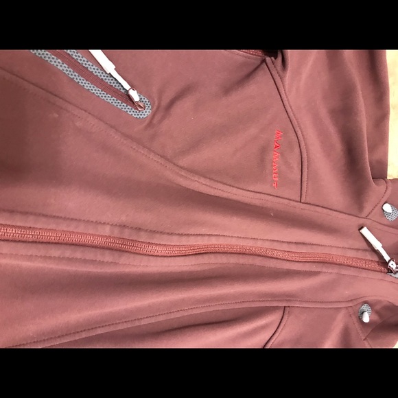 Mammut Water Resistant jacket - Picture 2 of 7
